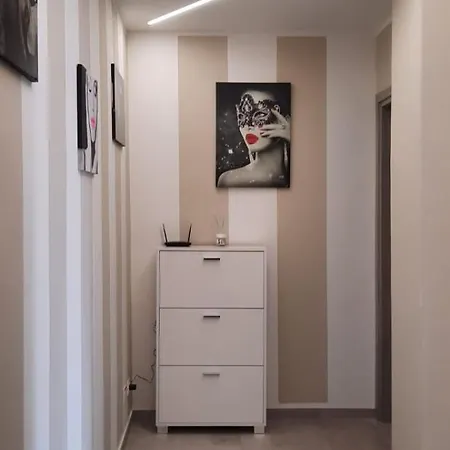 דירה Anzalone House