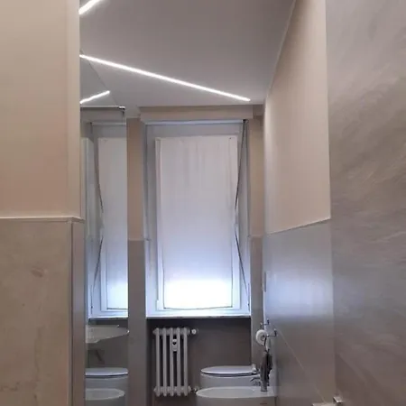 Anzalone House Apartman Asti