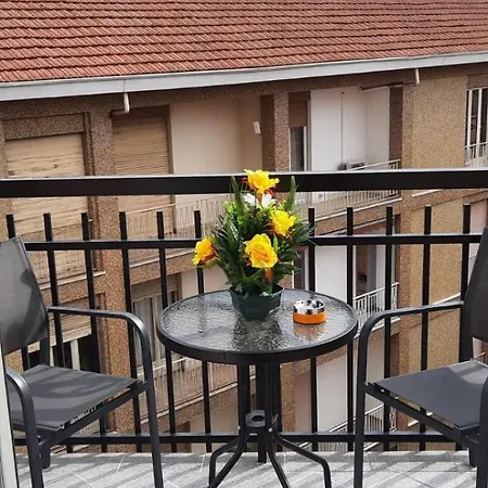 Anzalone House דירה